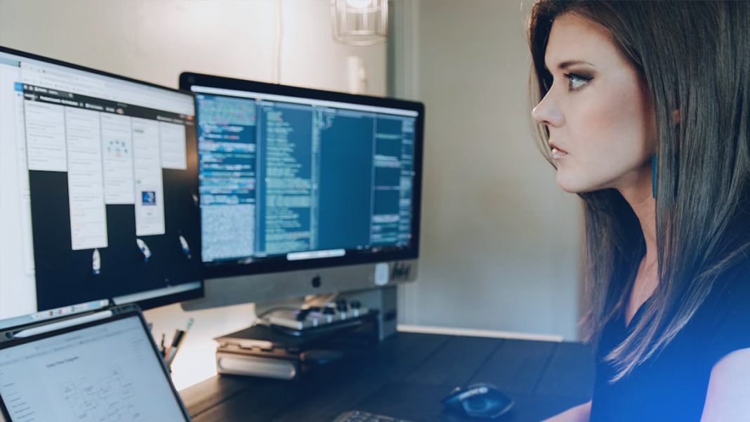 How AI Empowers Women in Tech Careers